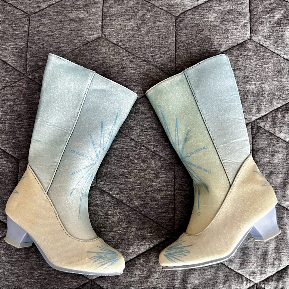 ❄️ Elsa Boots ❄️